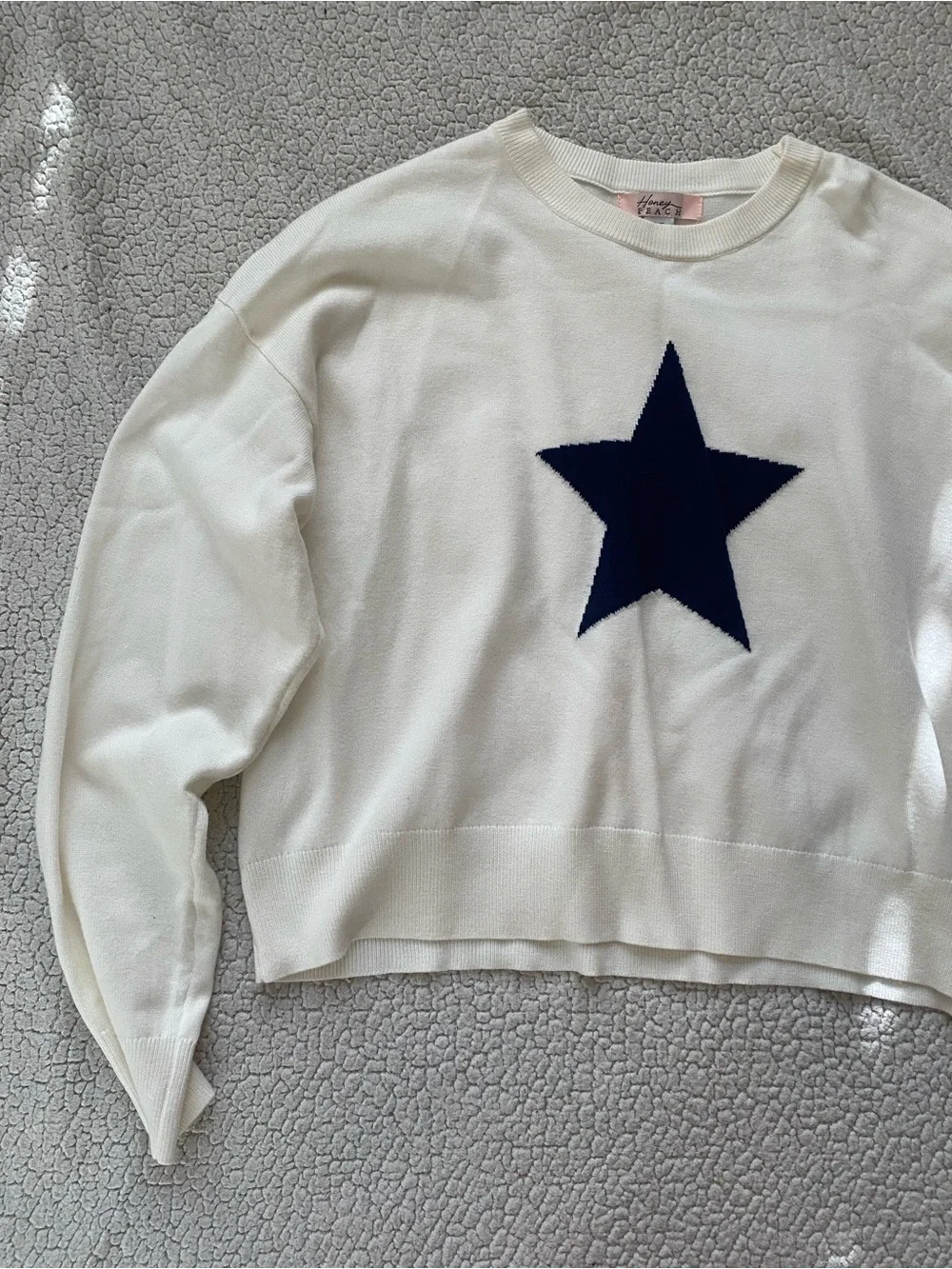 Honey Peach White Sweater with Navy Blue Star